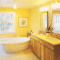 How to decorate a yellow bathroom