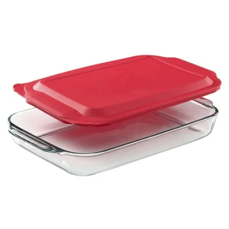 Pyrex lasagna pan with lid