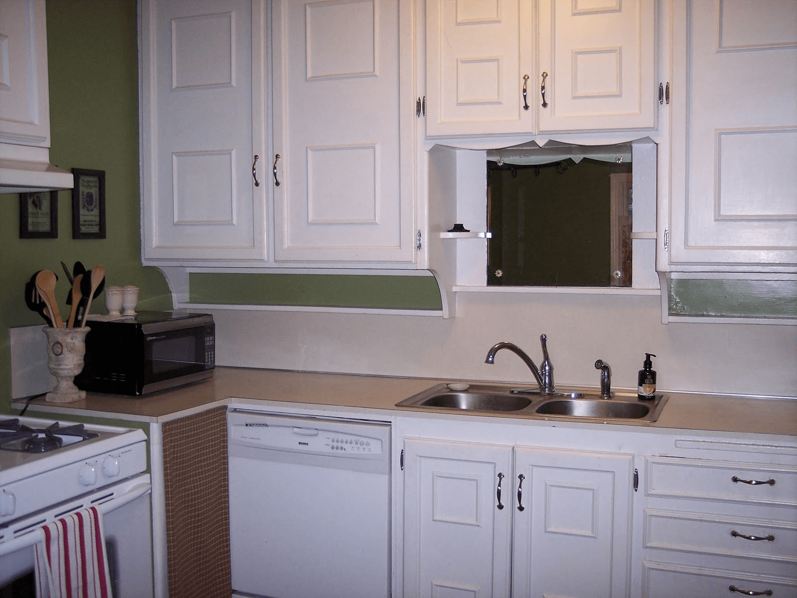 Adding Molding To Kitchen Cabinet Trim Ideas Easyhometips Org