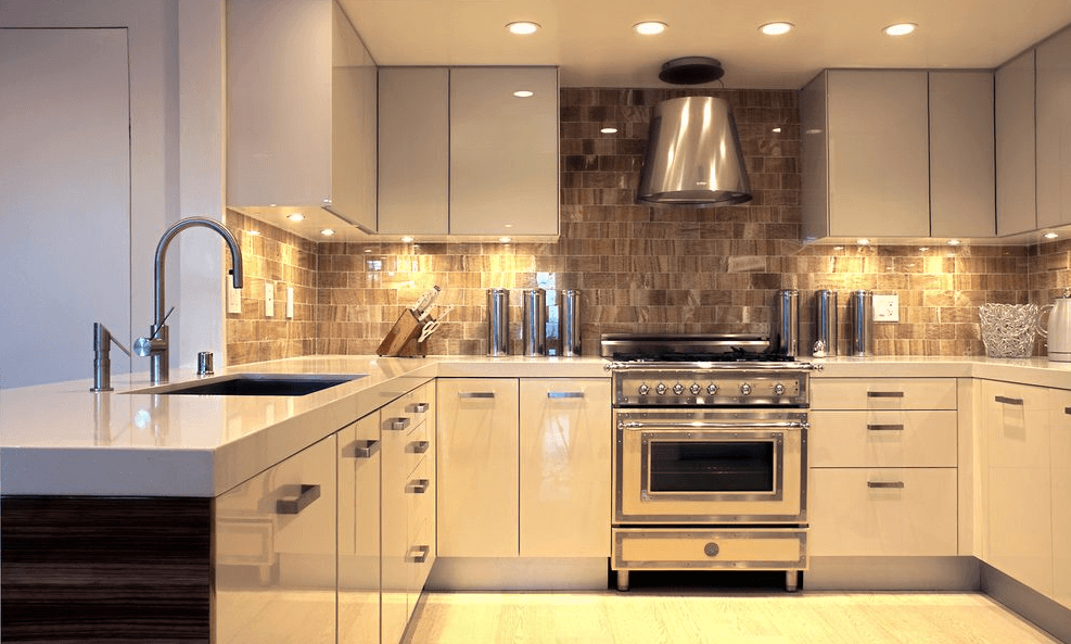 Halogen for contemporary kitchen lighting design