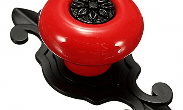 Red door knobs for kitchen cabinets