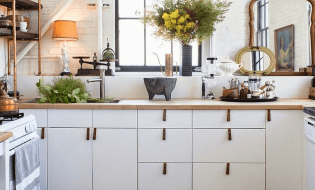 White kitchen cabinet toe kick ideas design White kitchen cabinet toe kick ideas design