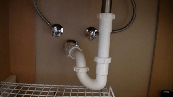 Bathroom Sink Drain Pipe Size: Guide on Size and Units Connected