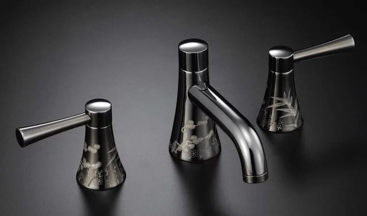 Black bathroom faucets