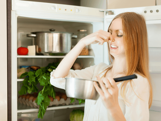 How to Get Rid of Smell in Fridge
