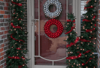 Front window christmas decoration ideas Front window christmas decoration ideas