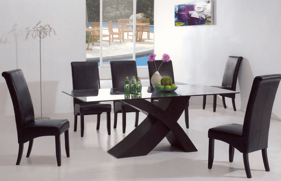 Contemporary dining table decor with fruit and flowers