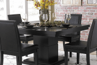 Tips on How to Decorate a Dining Room with Black Furniture Tips on How to Decorate a Dining Room with Black Furniture