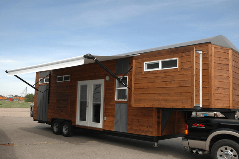 Gooseneck tiny house trailer