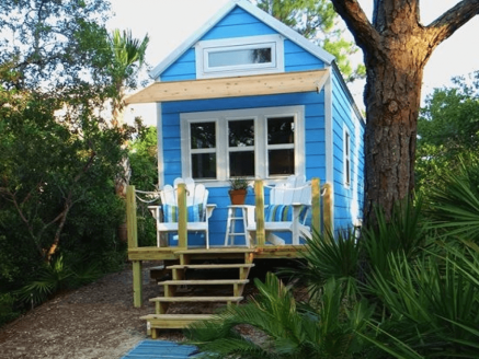 Tiny house beach