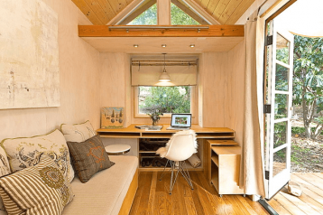 Optimize tiny house living room design ideas