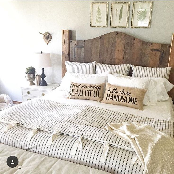 Farmhouse bedroom decor ideas with repurposing items