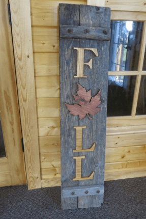 Fall signs made out of pallets