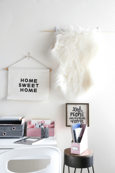 Faux Mongolian Wall Hanging Decoration Ideas