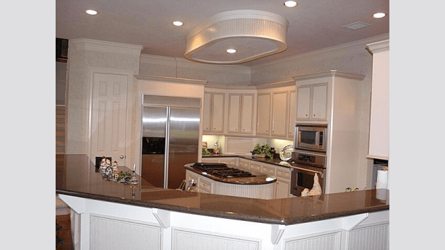 Image: kitchencove.net With recessed