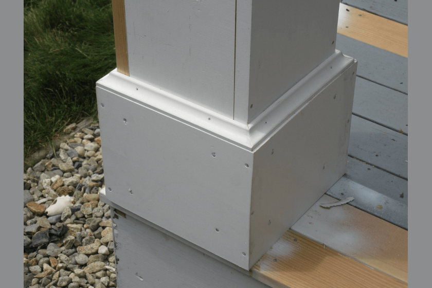 Porch column base molding