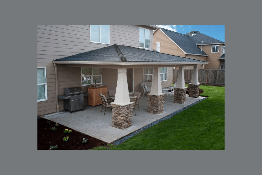 Porch columns with stone base