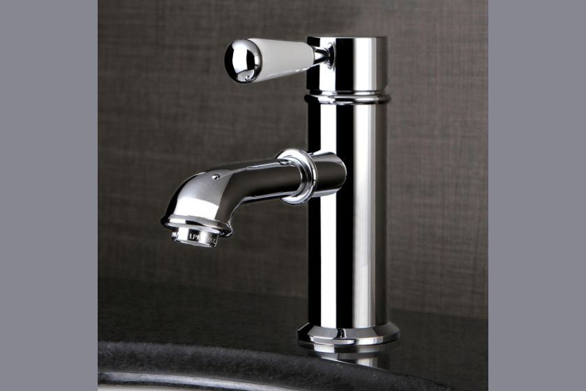 Bathroom faucets single hole chrome
